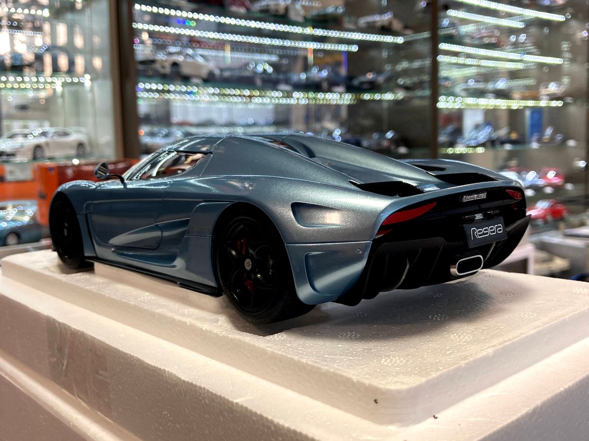 Miniature Autoart Koenigsegg Regera 2016 - Bleu Horizon - Échelle 1/18 - Modèle AA79028