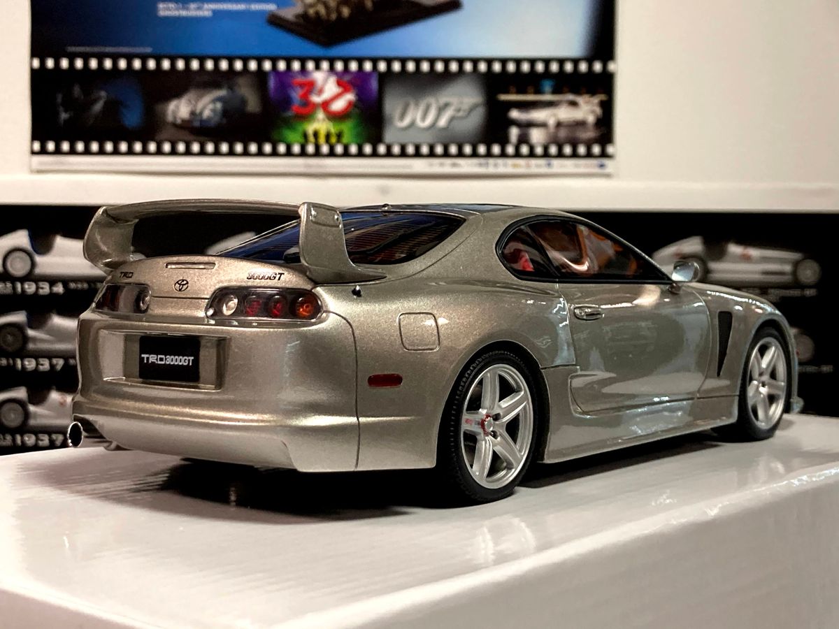 Diecast Model Garage - Toyota Supra TRD 3000GT 1998 1:18 Otto