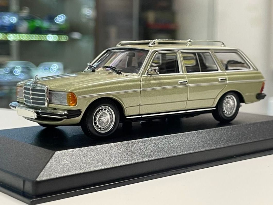Mercedes-Benz 230TE S123 (W123 Kombi) 1982 1:43 Minichamps Maxichamps Edition