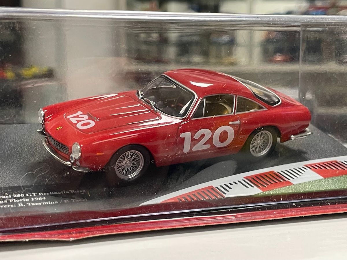 Ferrari 250 GT Berlinetta Lusso No.120 Targa Florio 1964 1:43 Altaya