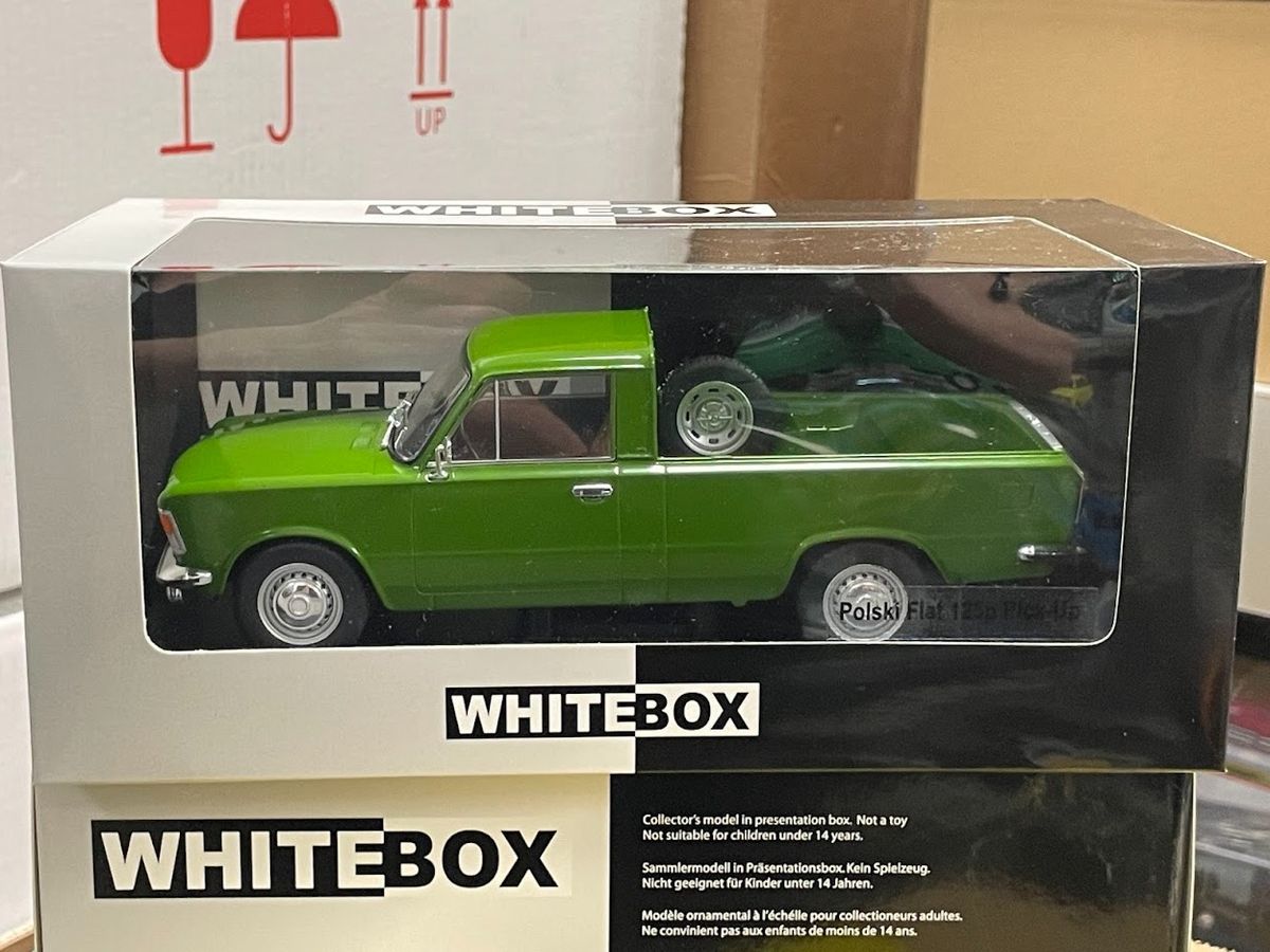 Fiat 125 P Pickup 1975 1:24 Whitebox 