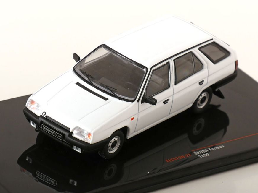 Skoda Forman 1990 1:43 IXO CLC575