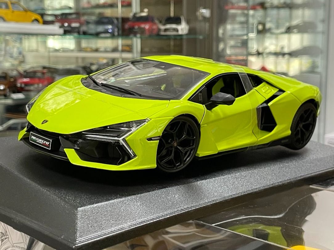 Lamborghini Revuelto 2023 1:18 Maisto 31463-GR