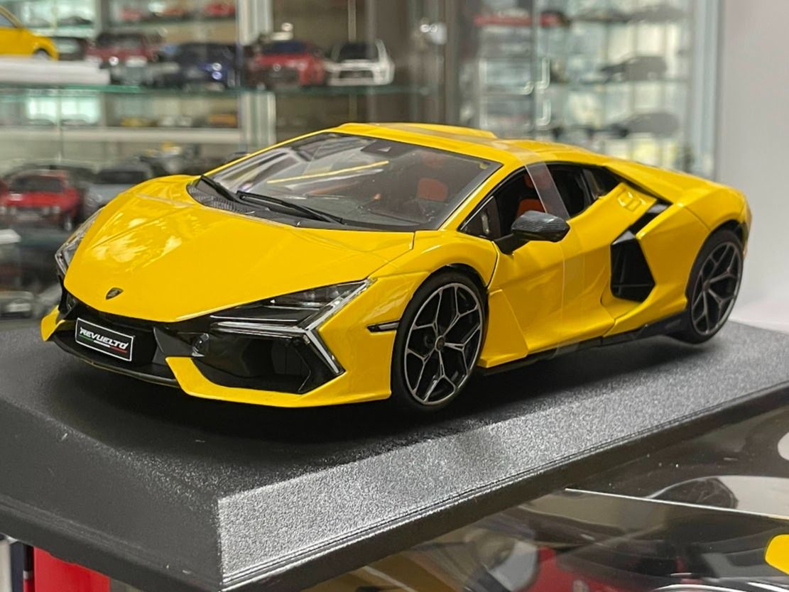 Lamborghini Revuelto 2023 1:18 Maisto 31463-OR