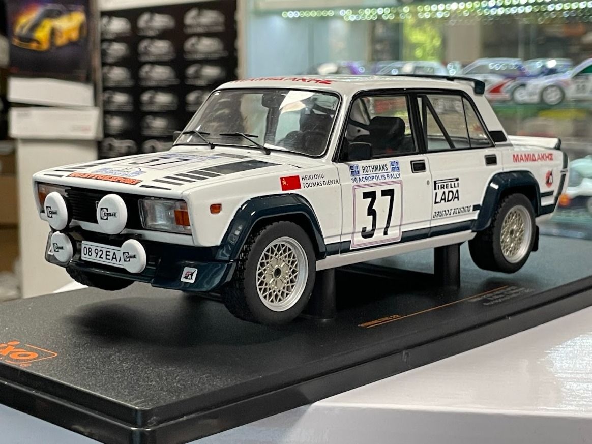 Lada 2105 VFTS No.37 Rally Acropolis 1983 1:18 IXO18RMC145.22